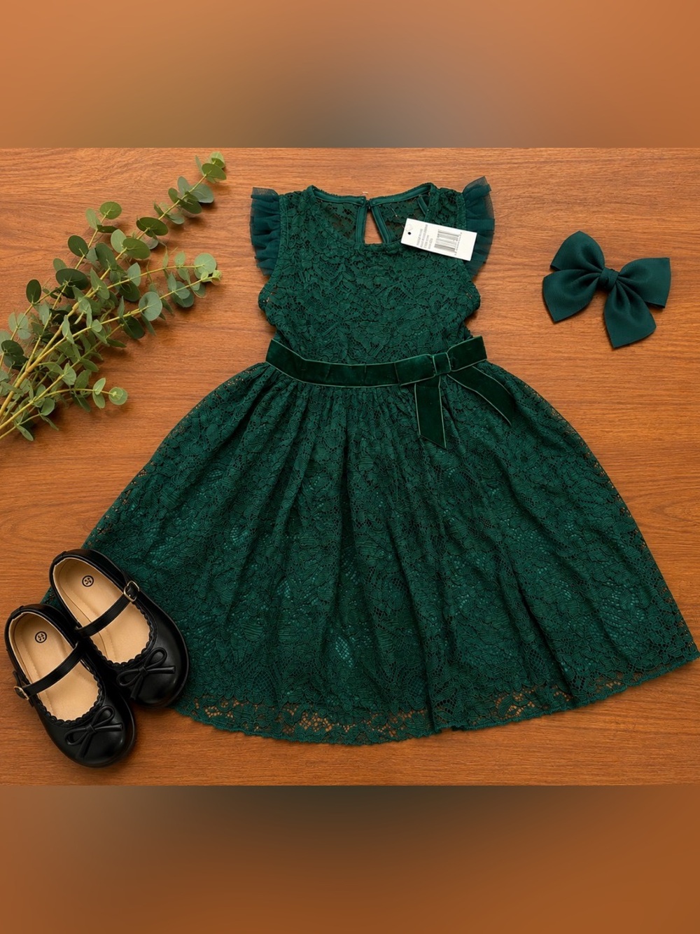 4-5 KIDS NWT Elegant Green Lace Dress